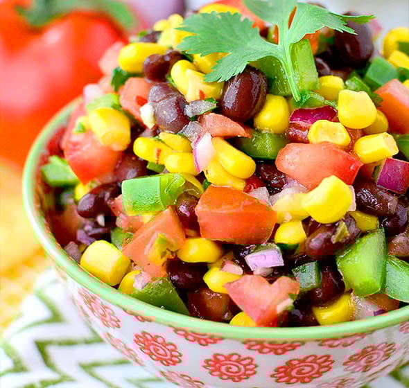Best-Ever Southwestern Black Bean Dip: Fresh & Zesty